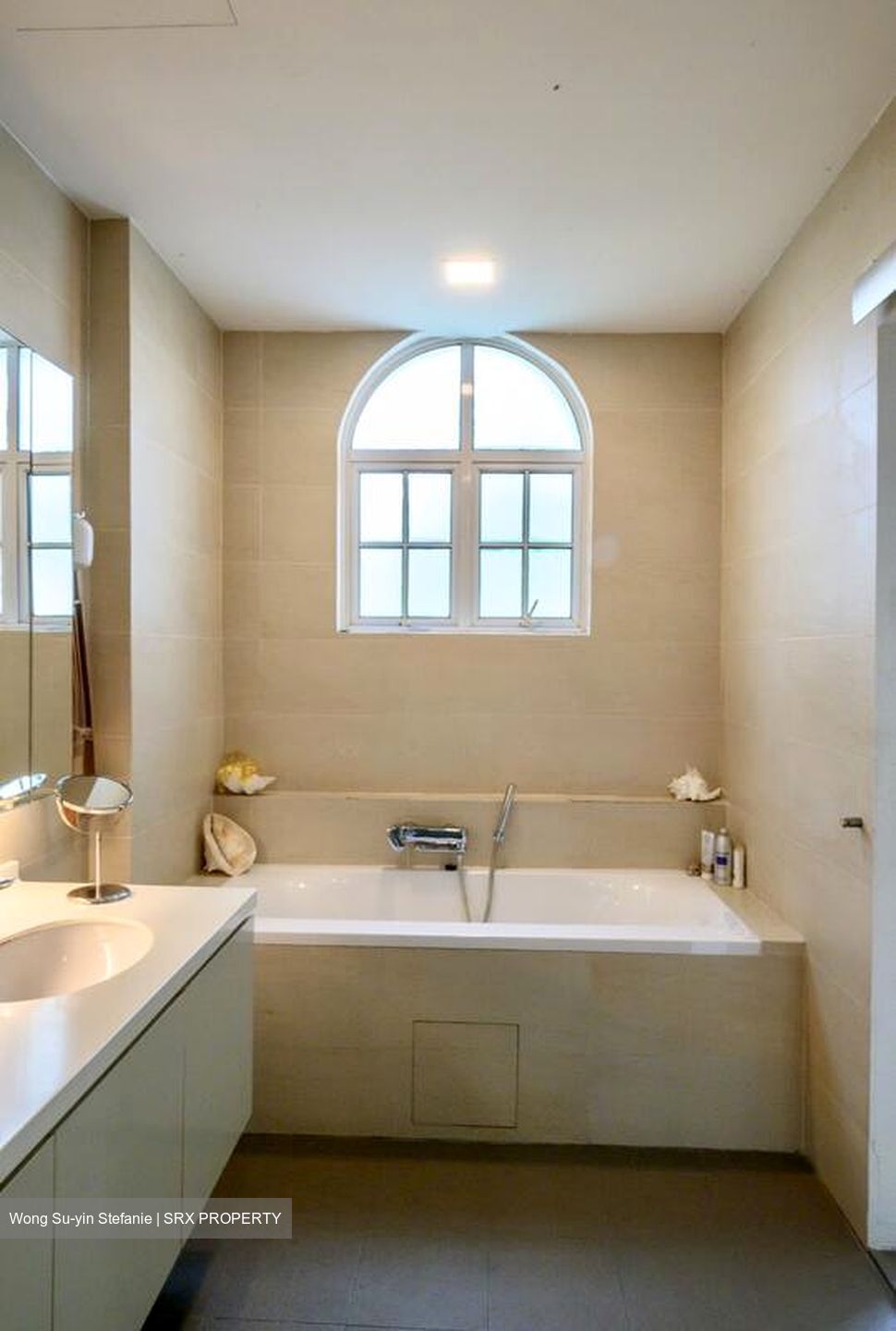 Changi South Avenue 1 (D16), Terrace #506095171